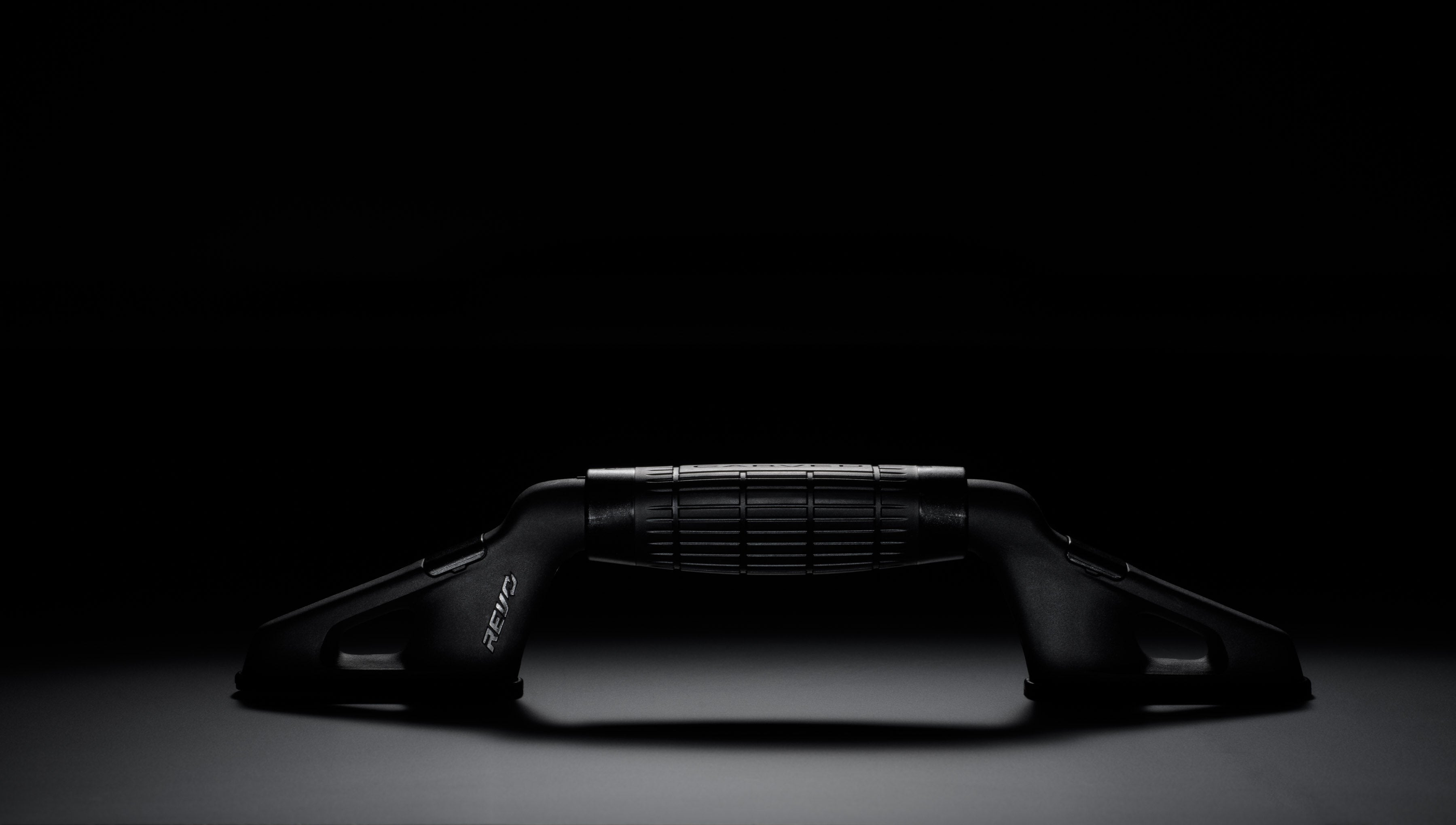 REVO_Grab_Handle_CRV7236.jpg?v